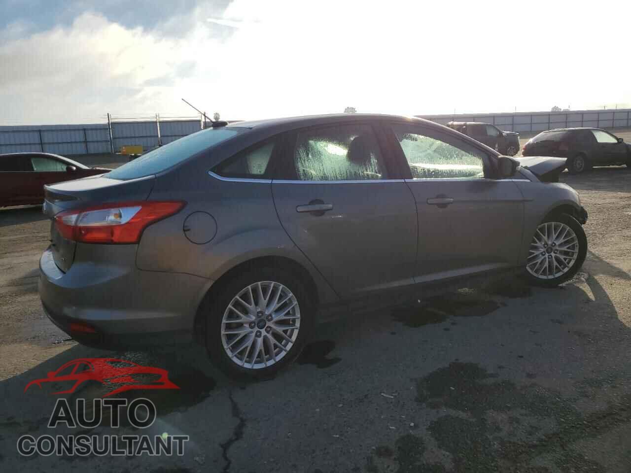 FORD FOCUS 2012 - 1FAHP3H20CL324810