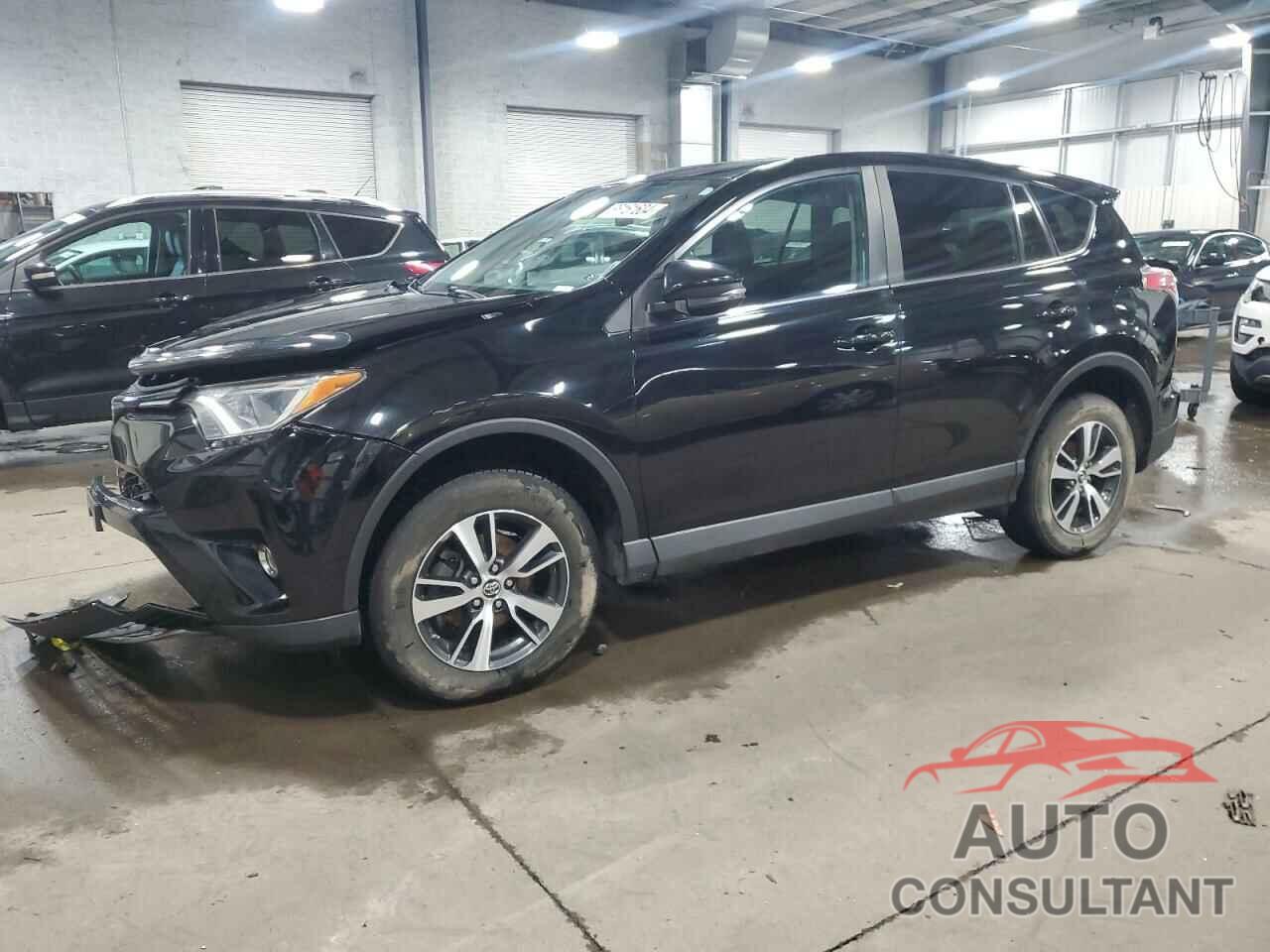 TOYOTA RAV4 2018 - 2T3RFREV2JW799405