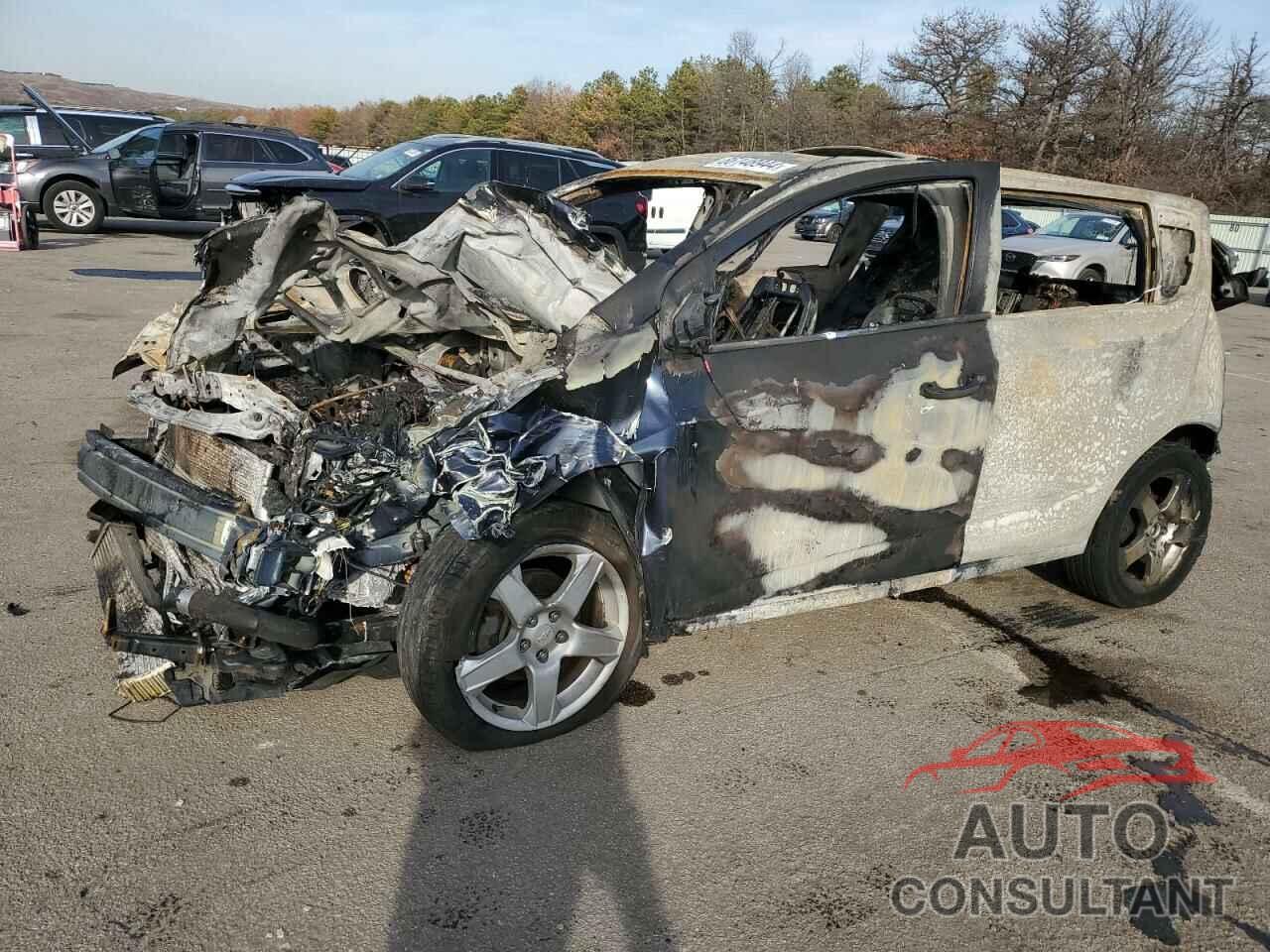 CHEVROLET SONIC 2015 - 1G1JF6SB9F4217447