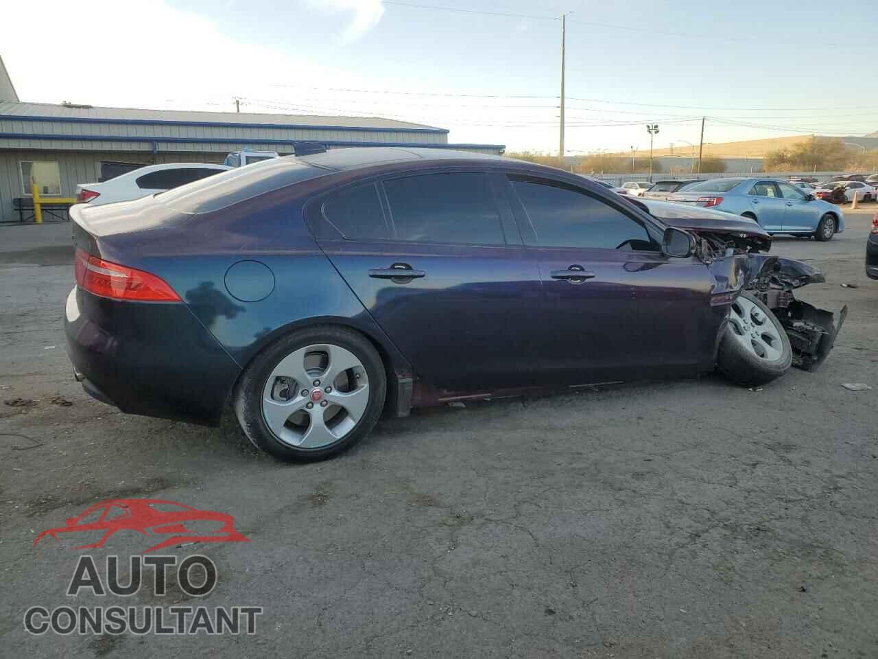 JAGUAR XE 2017 - SAJAR4BG8HA952599