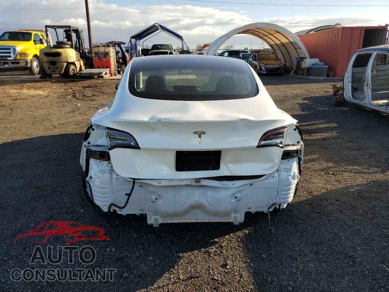 TESLA MODEL 3 2021 - 5YJ3E1EA4MF048663