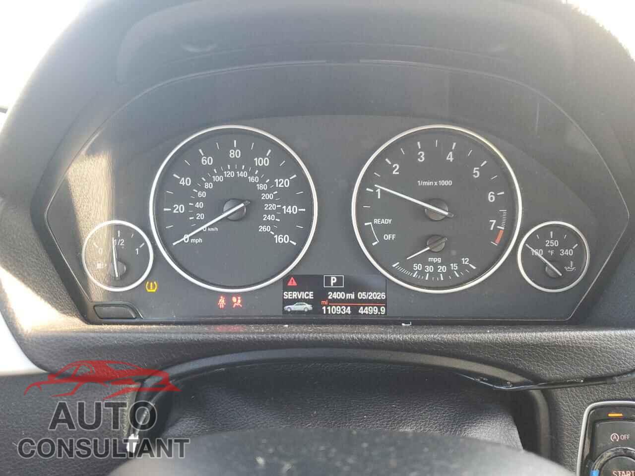 BMW 3 SERIES 2016 - WBA8E1G57GNU10560
