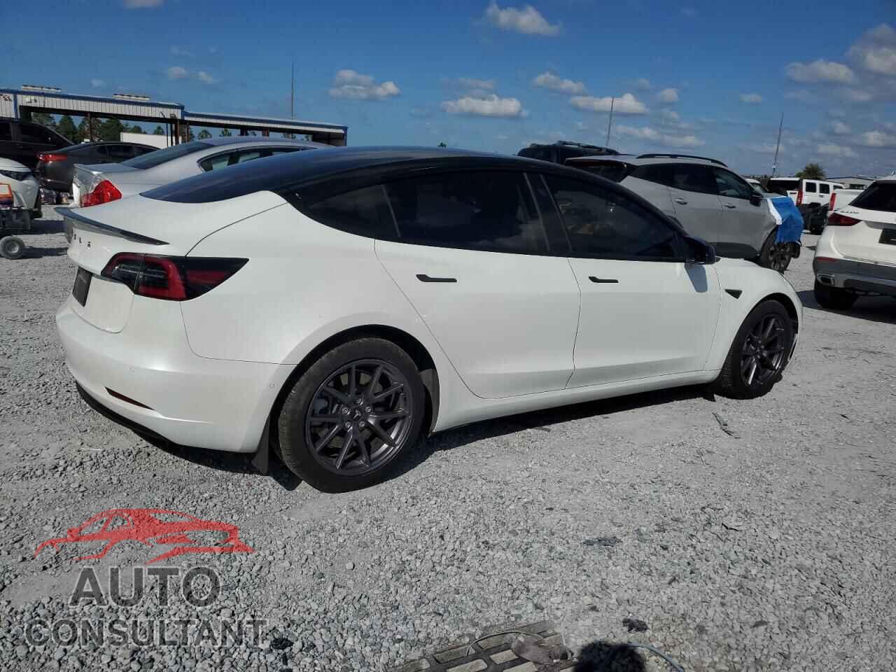 TESLA MODEL 3 2021 - 5YJ3E1EA3MF991594