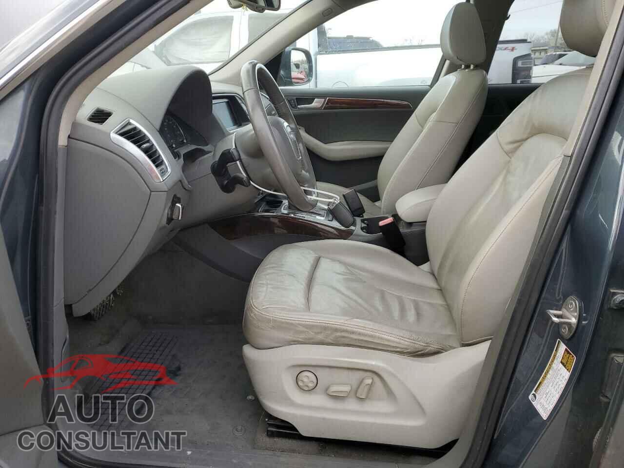 AUDI Q5 2011 - WA1LFAFP9BA031020