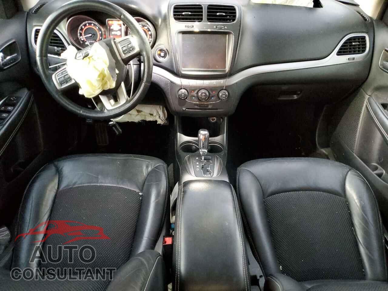 DODGE JOURNEY 2015 - 3C4PDCGG9FT682928