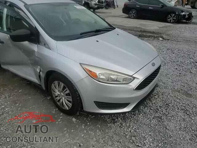FORD FOCUS 2017 - 1FADP3E22HL228185