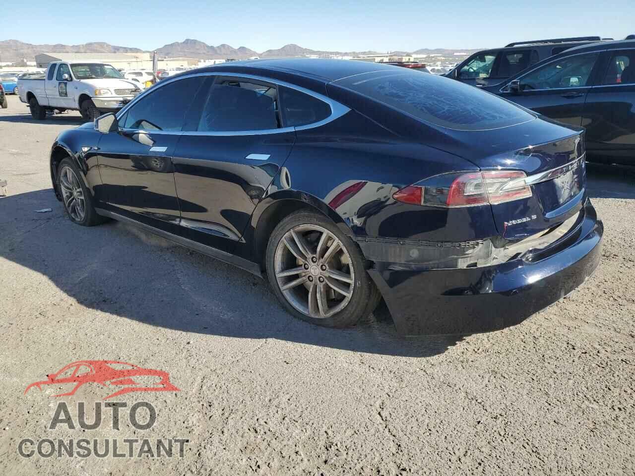 TESLA MODEL S 2013 - 5YJSA1CN9DFP05499
