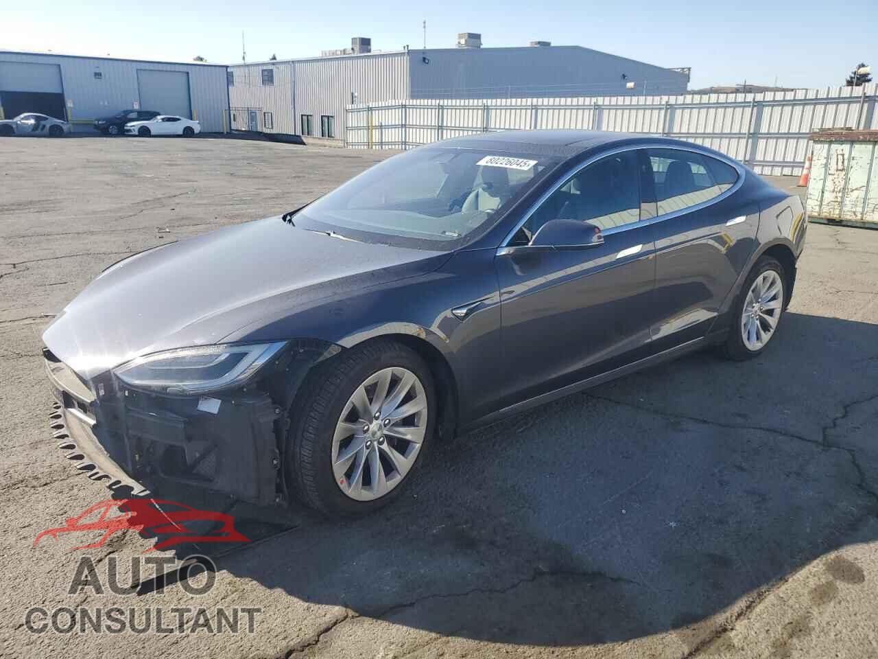 TESLA MODEL S 2017 - 5YJSA1E2XHF187640