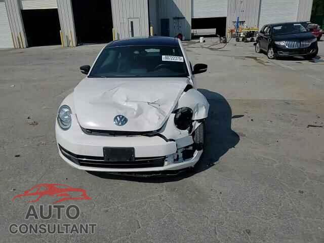 VOLKSWAGEN BEETLE 2013 - 3VWV67AT8DM608564