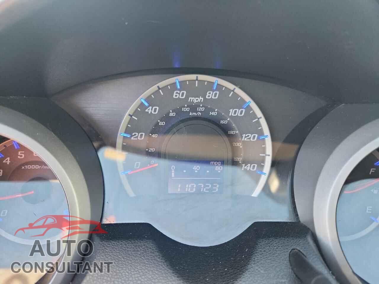 HONDA FIT 2013 - JHMGE8H3XDC043454