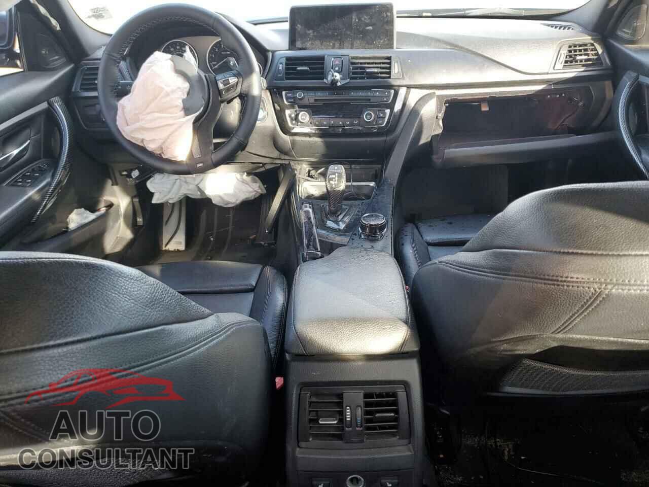 BMW 3 SERIES 2013 - WBA3B9G5XDNR89623