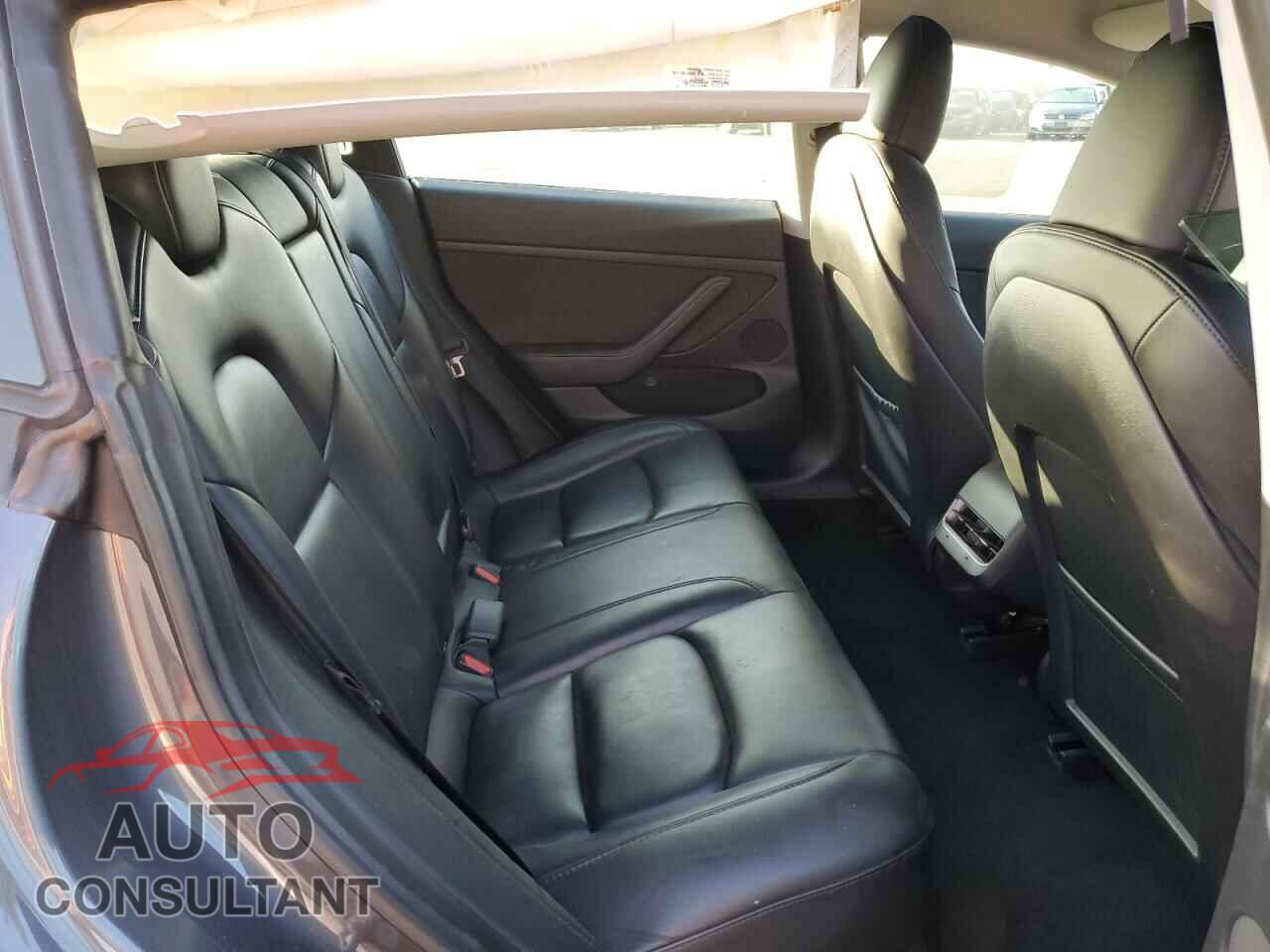 TESLA MODEL 3 2023 - 5YJ3E1EA4PF504374
