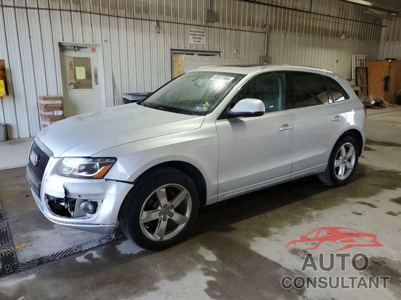 AUDI Q5 2010 - WA1LKAFP4AA075260