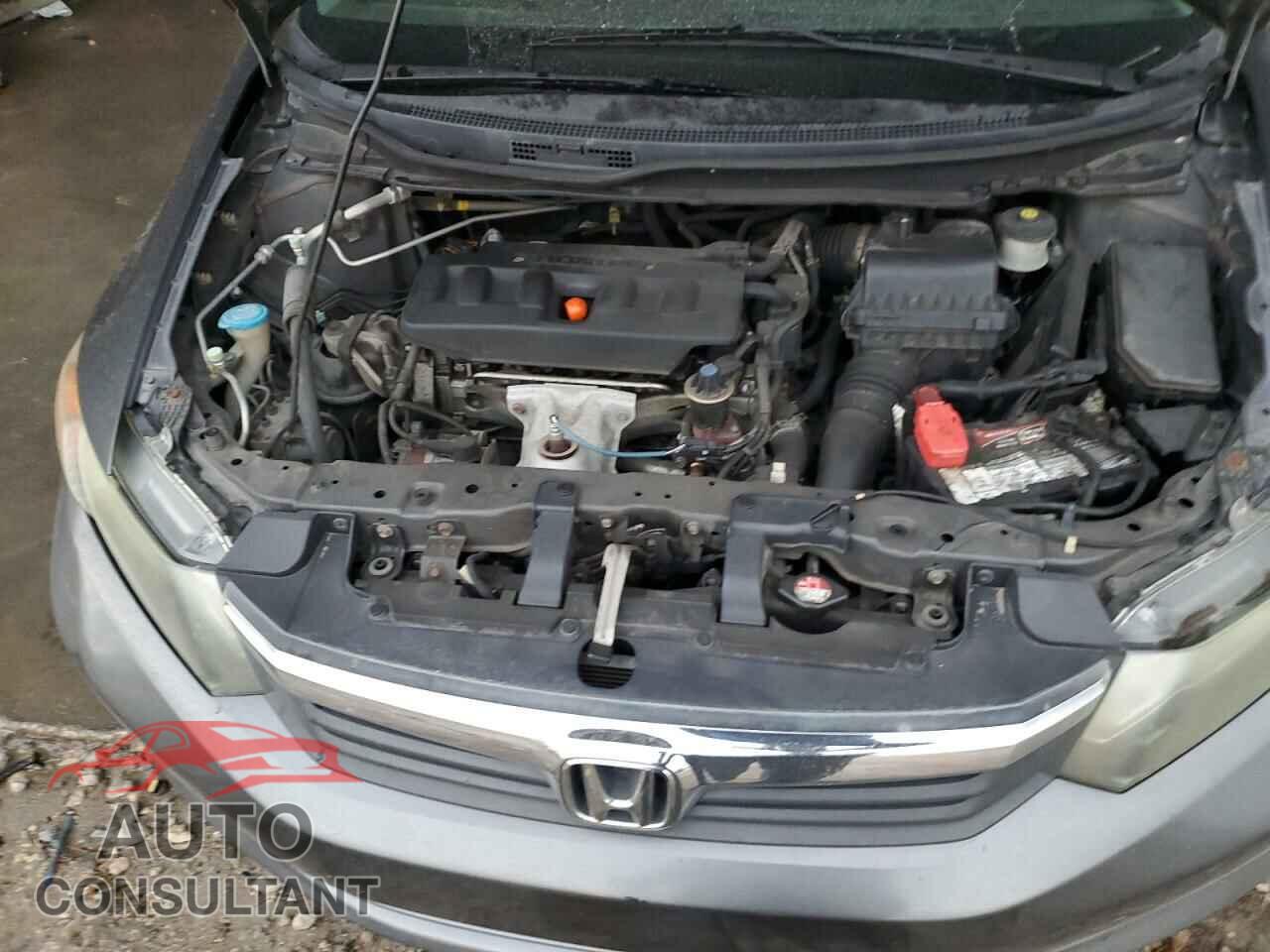HONDA CIVIC 2012 - 2HGFB2F69CH556384