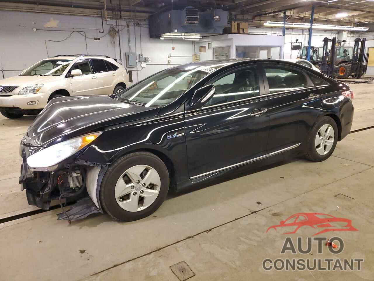 HYUNDAI SONATA 2011 - KMHEC4A46BA005475