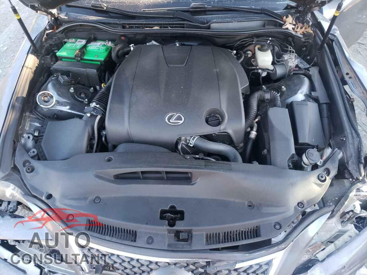 LEXUS IS 2014 - JTHCF1D25E5006737