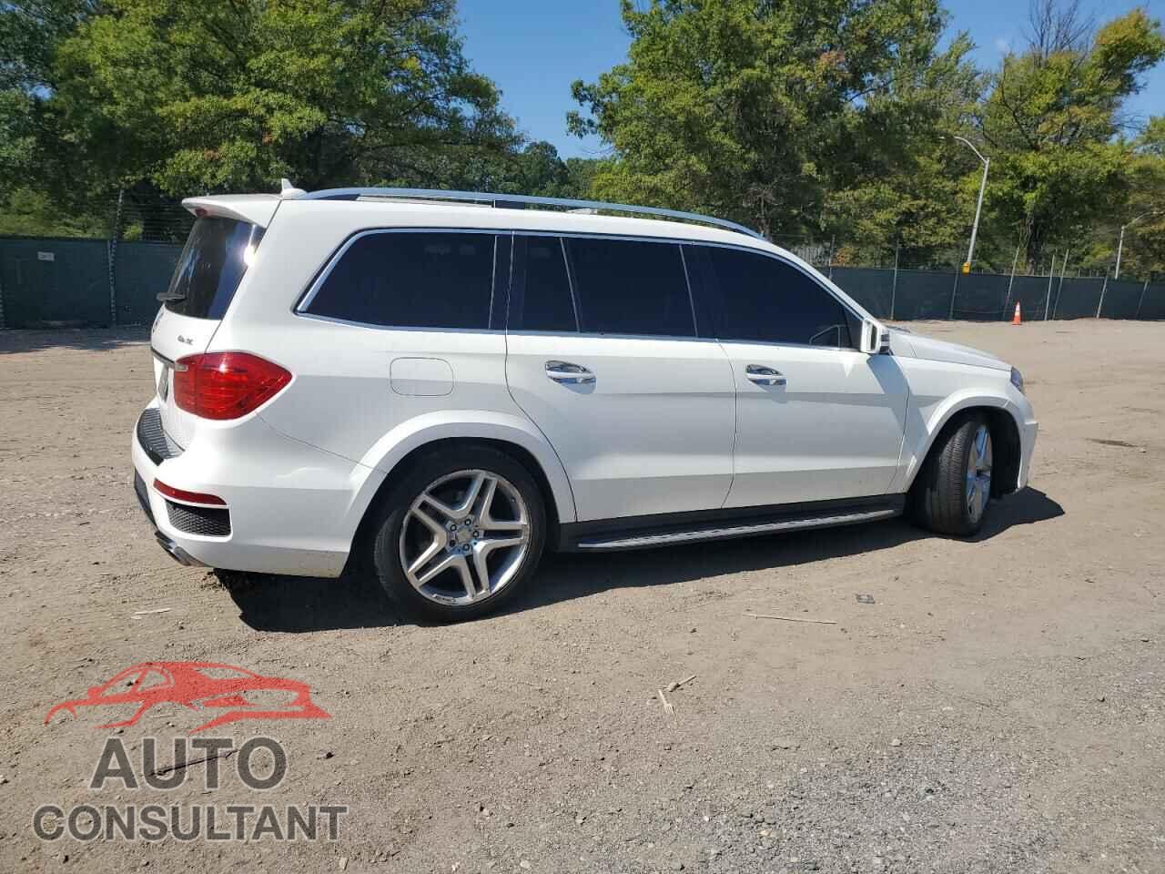 MERCEDES-BENZ GL-CLASS 2015 - 4JGDF7DE5FA526718