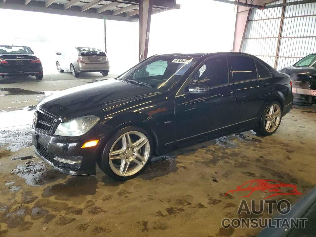 MERCEDES-BENZ C-CLASS 2012 - WDDGF4HBXCR198019