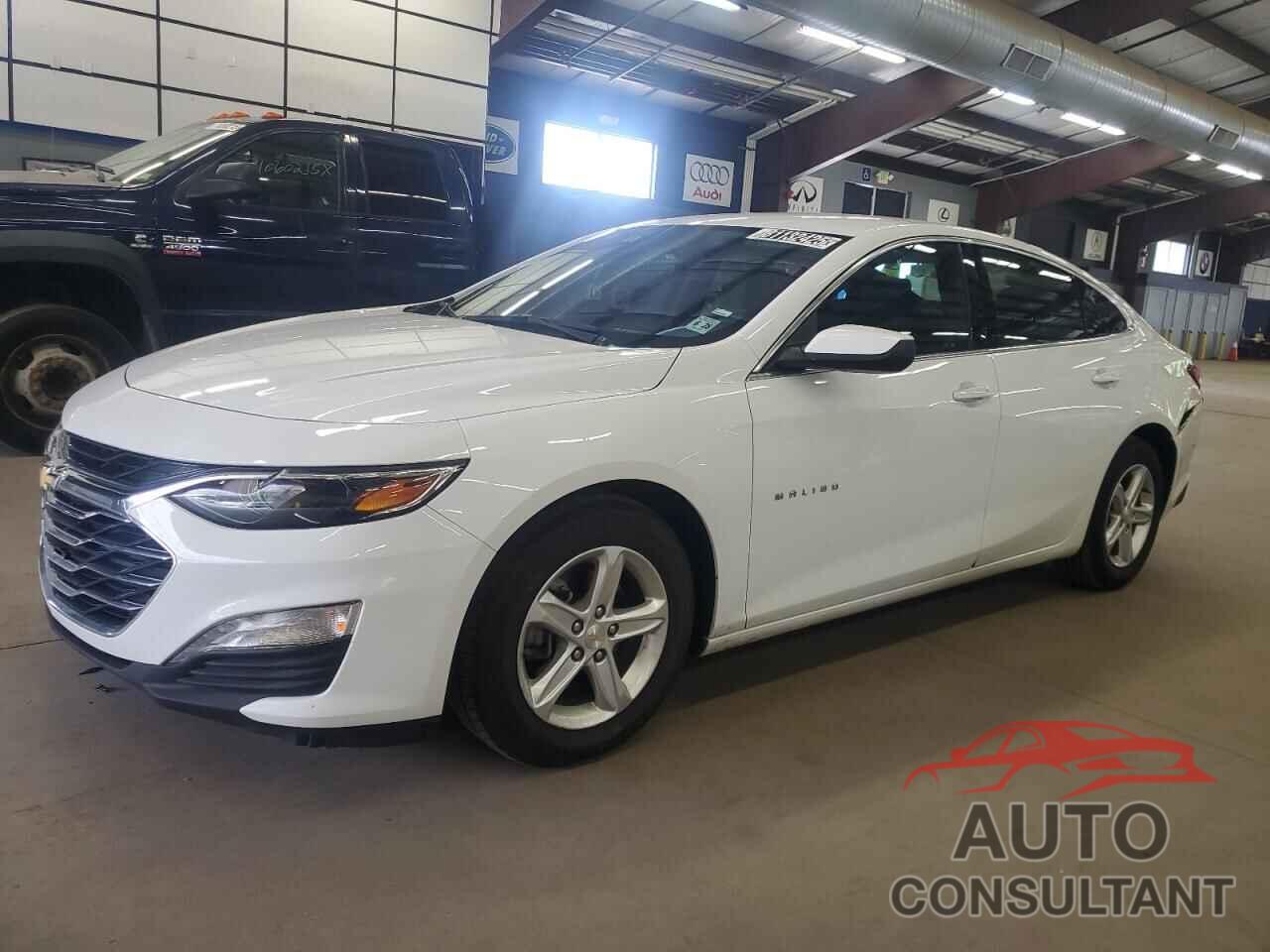 CHEVROLET MALIBU 2023 - 1G1ZD5ST0PF228189