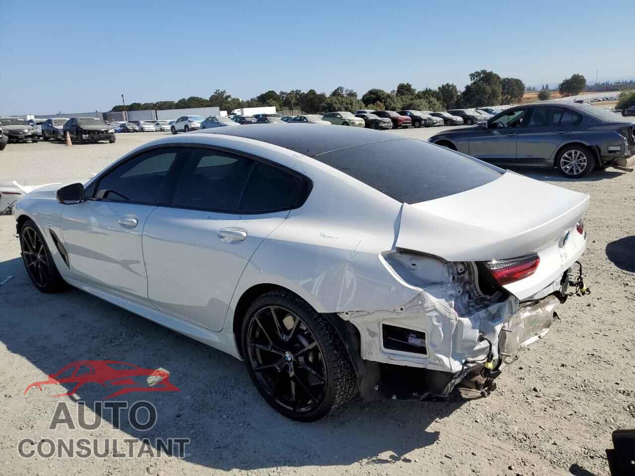 BMW 8 SERIES 2021 - WBAGV2C06MCF70614