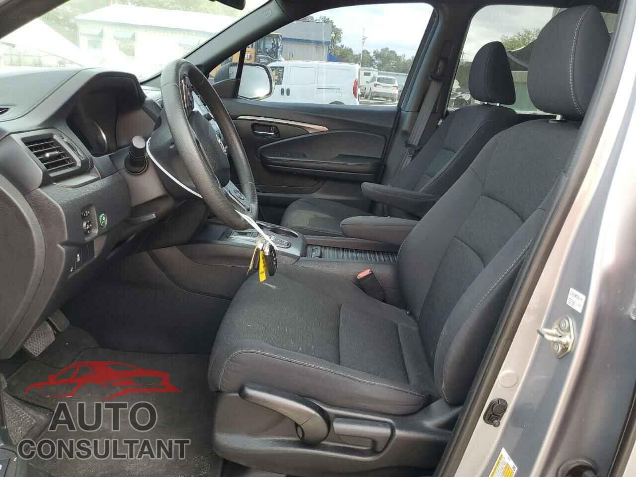 HONDA PASSPORT 2019 - 5FNYF7H26KB009774