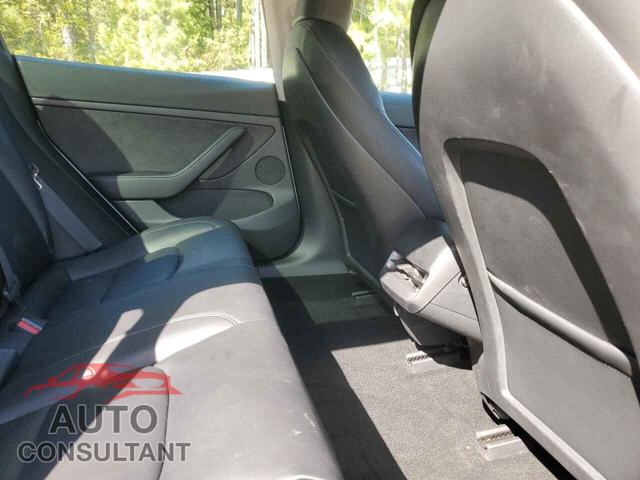 TESLA MODEL 3 2023 - 5YJ3E1EAXPF495311