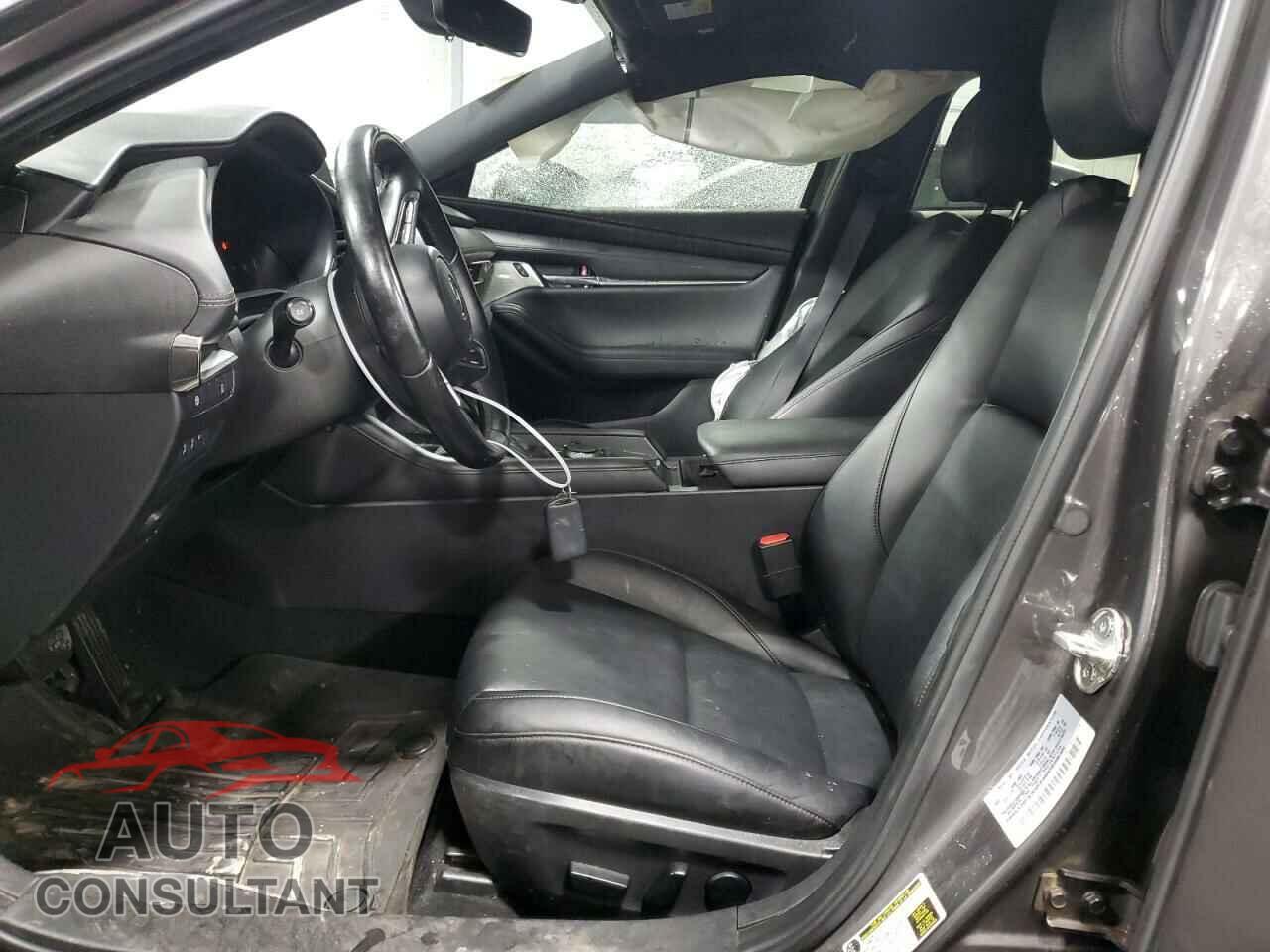 MAZDA 3 2019 - JM1BPBMM8K1133793
