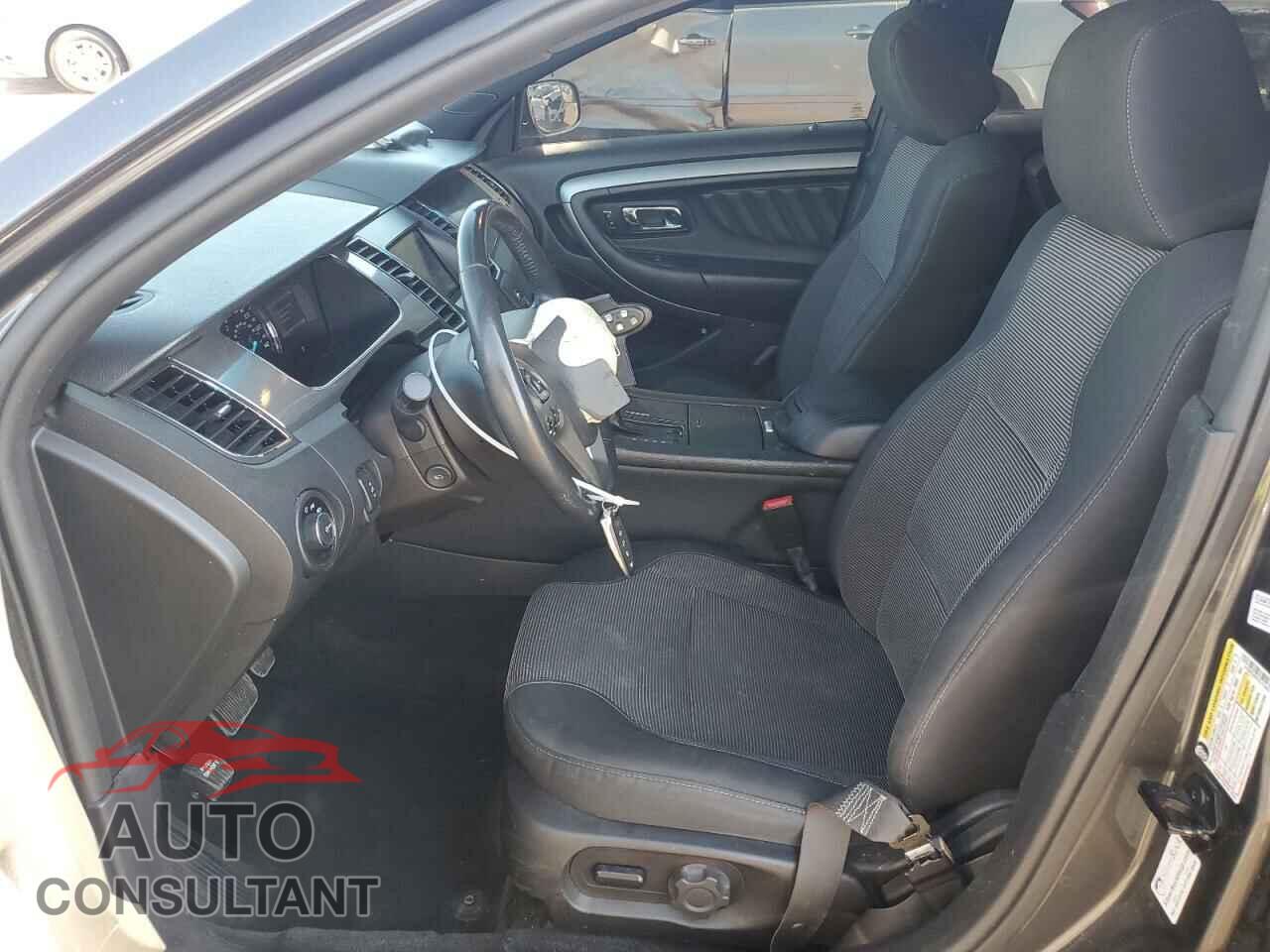 FORD TAURUS 2015 - 1FAHP2E87FG175957