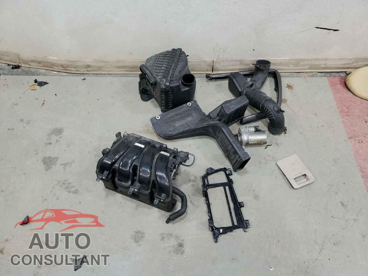 KIA OPTIMA 2011 - KNAGM4A75B5128047