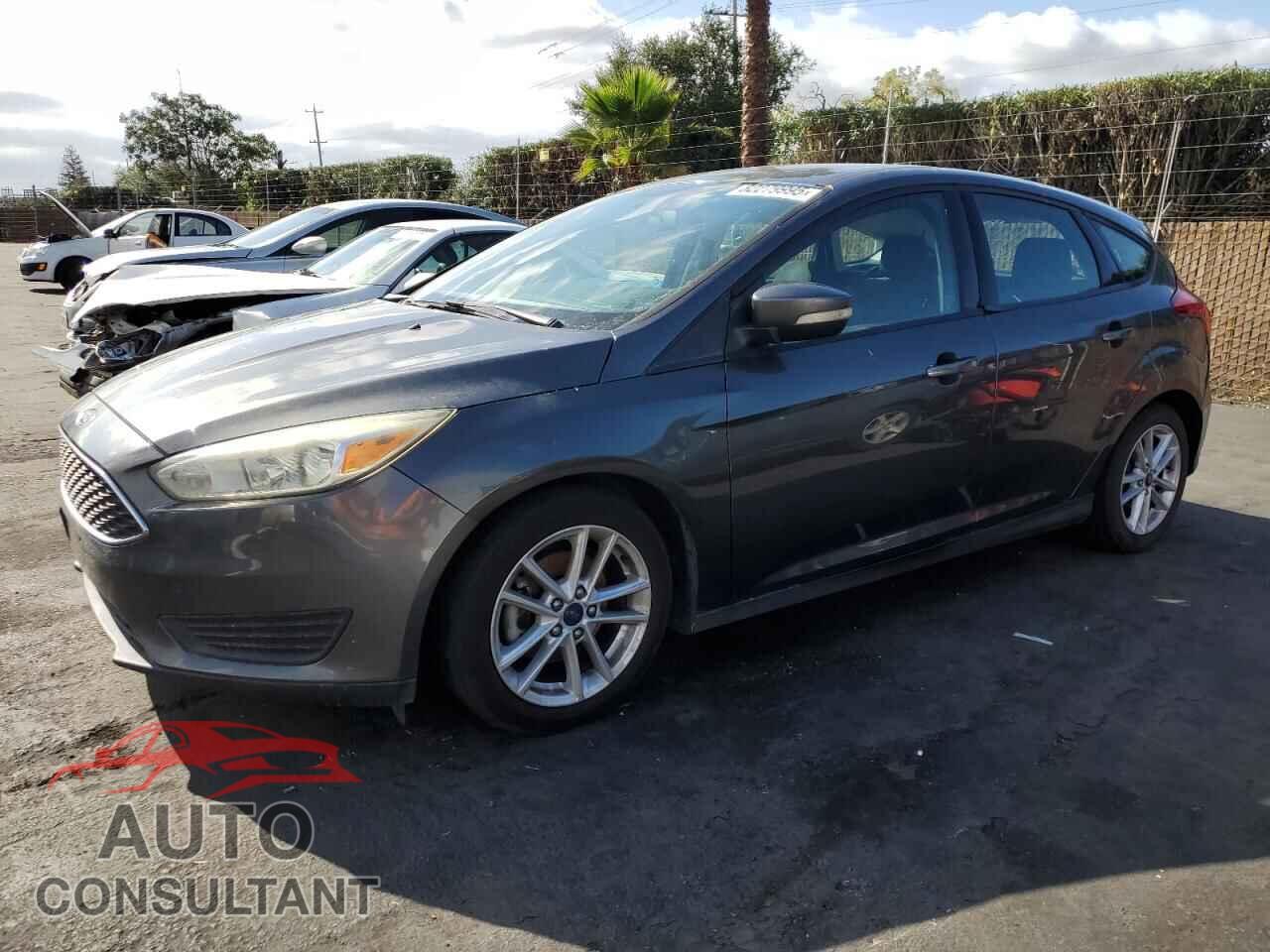 FORD FOCUS 2016 - 1FADP3K22GL339130