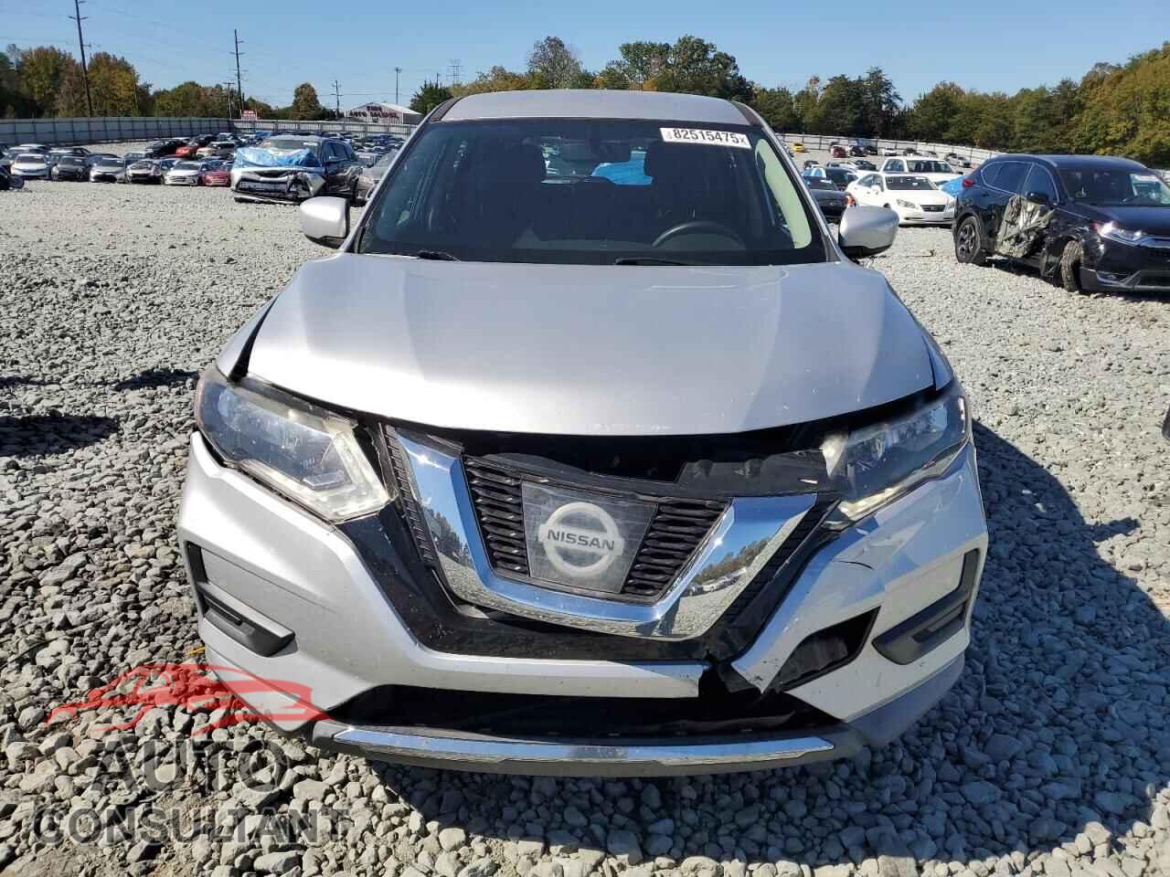 NISSAN ROGUE 2017 - KNMAT2MV4HP574228