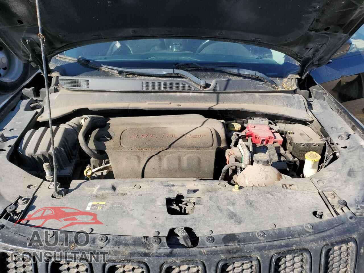 JEEP COMPASS 2019 - 3C4NJDBB9KT828045