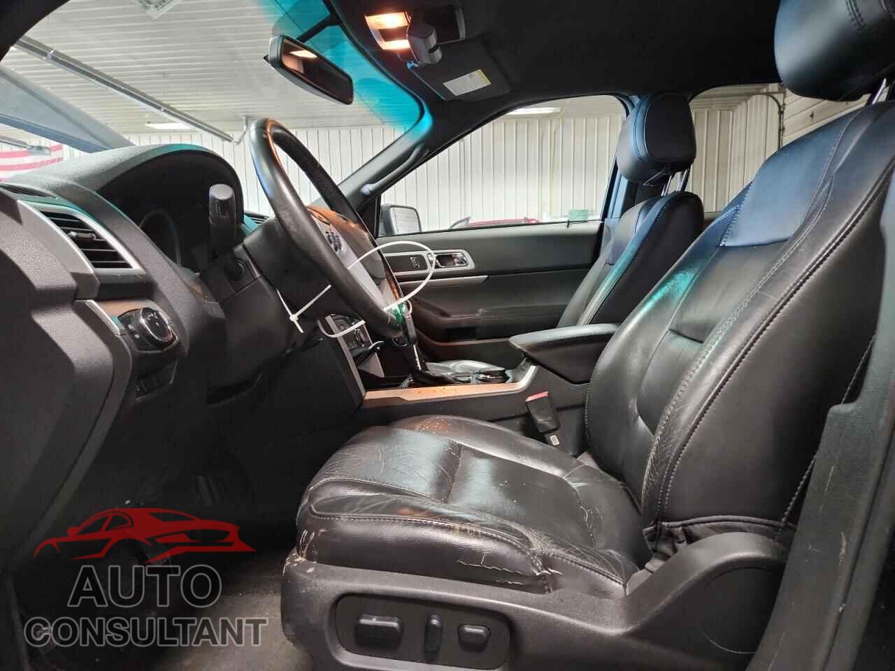 FORD EXPLORER 2013 - 1FM5K8D86DGA70223