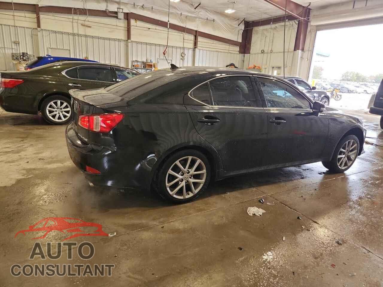 LEXUS IS 2013 - JTHCF5C24D5062112