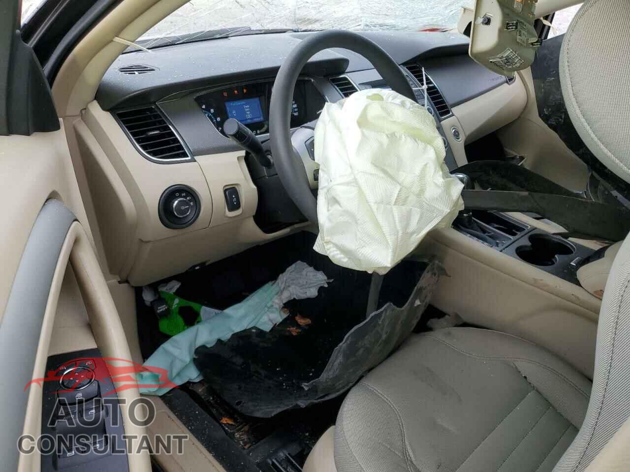 FORD TAURUS 2017 - 1FAHP2D8XHG145131