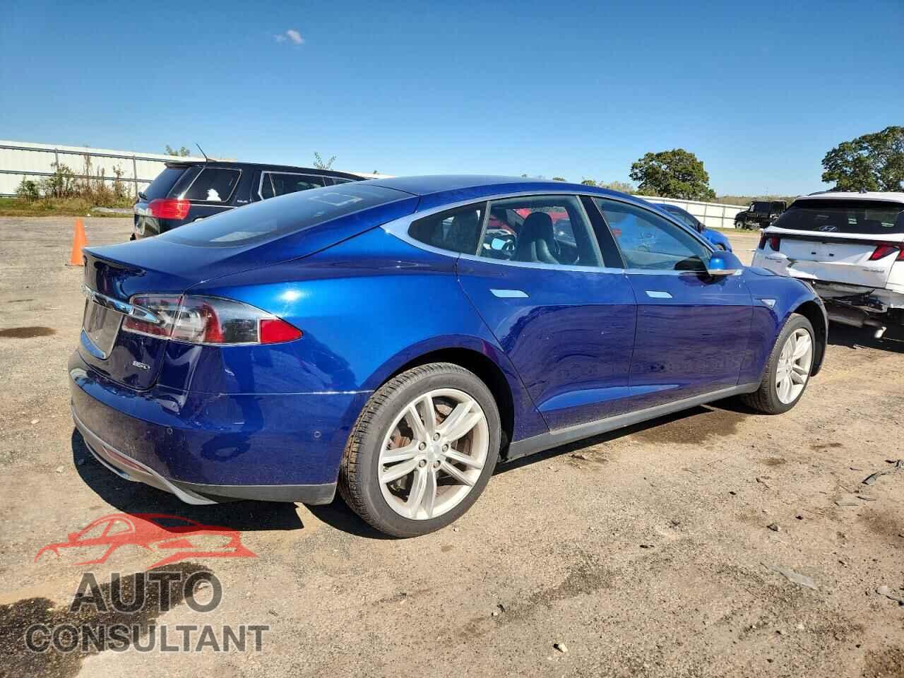 TESLA MODEL S 2015 - 5YJSA1E27FF120006