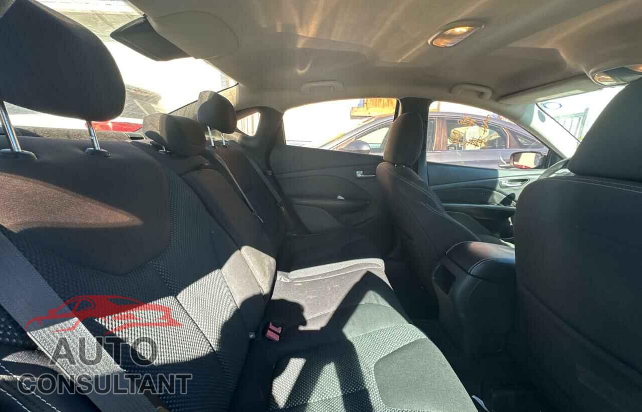 DODGE DART 2015 - 1C3CDFBB2FD212049
