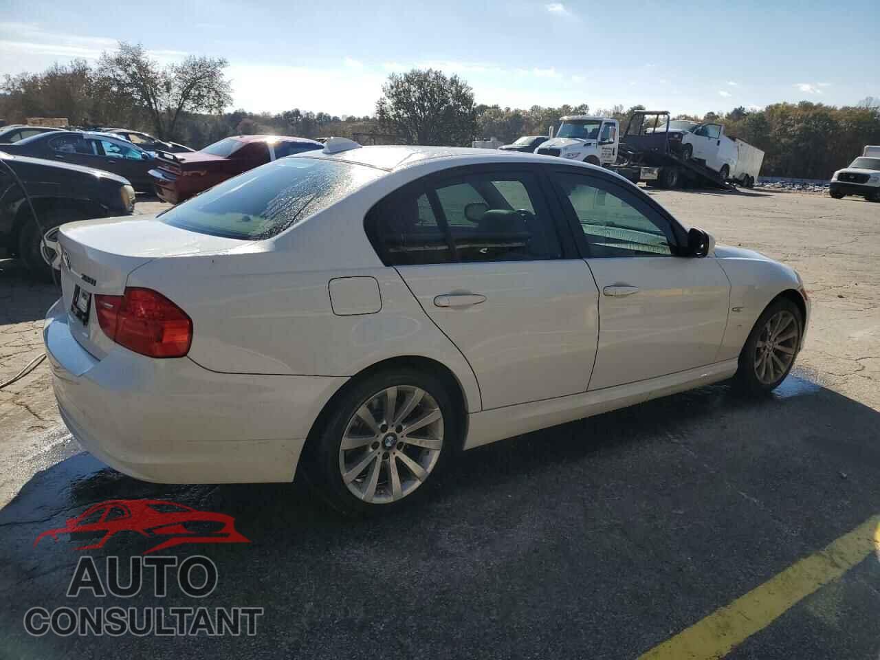 BMW 3 SERIES 2011 - WBAPH7C50BA800721
