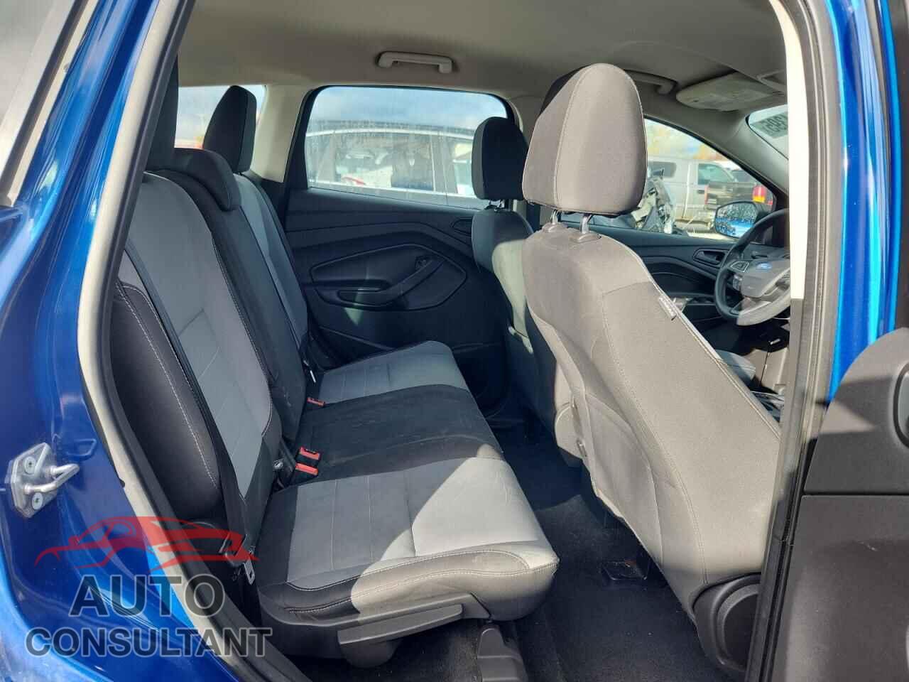 FORD ESCAPE 2017 - 1FMCU0F77HUB78610
