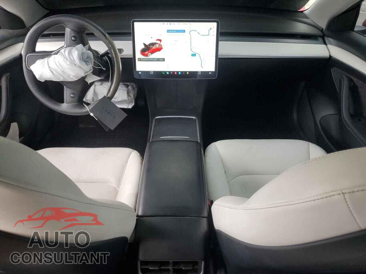 TESLA MODEL 3 2021 - 5YJ3E1EA9MF072053