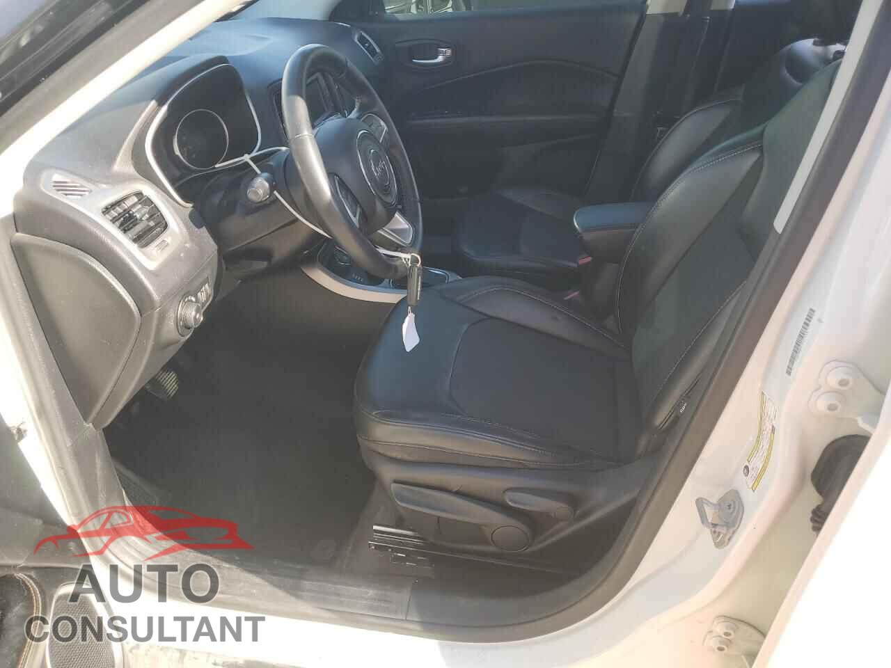 JEEP COMPASS 2018 - 3C4NJDBB9JT307115