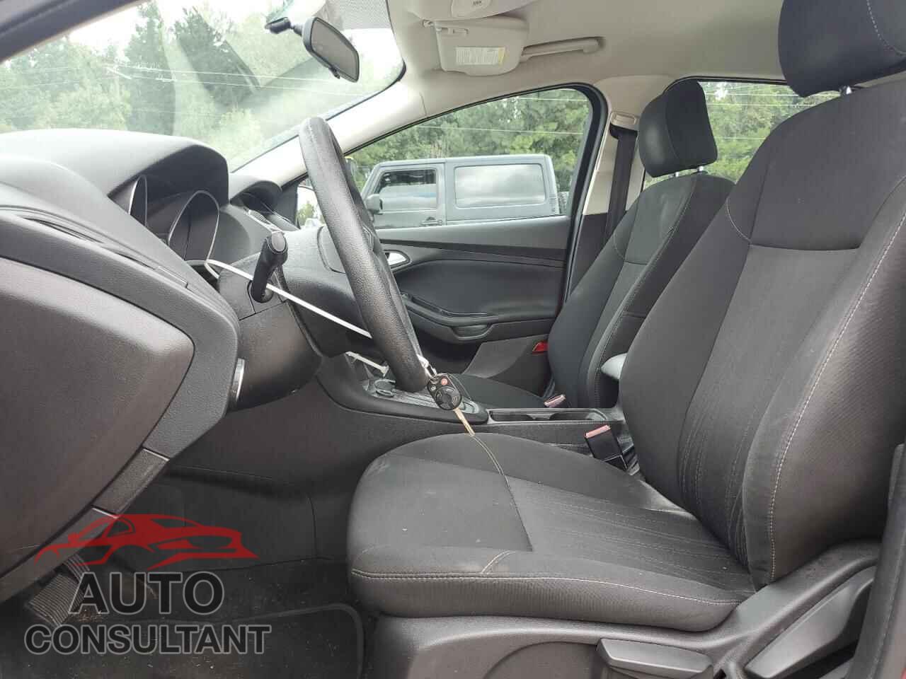 FORD FOCUS 2017 - 1FADP3F24HL274034