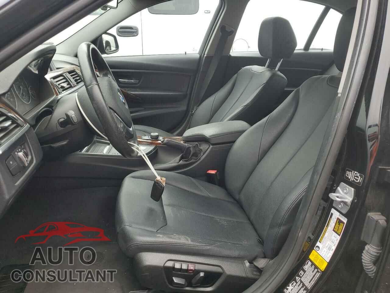BMW 3 SERIES 2014 - WBA3B3C55EJ977908