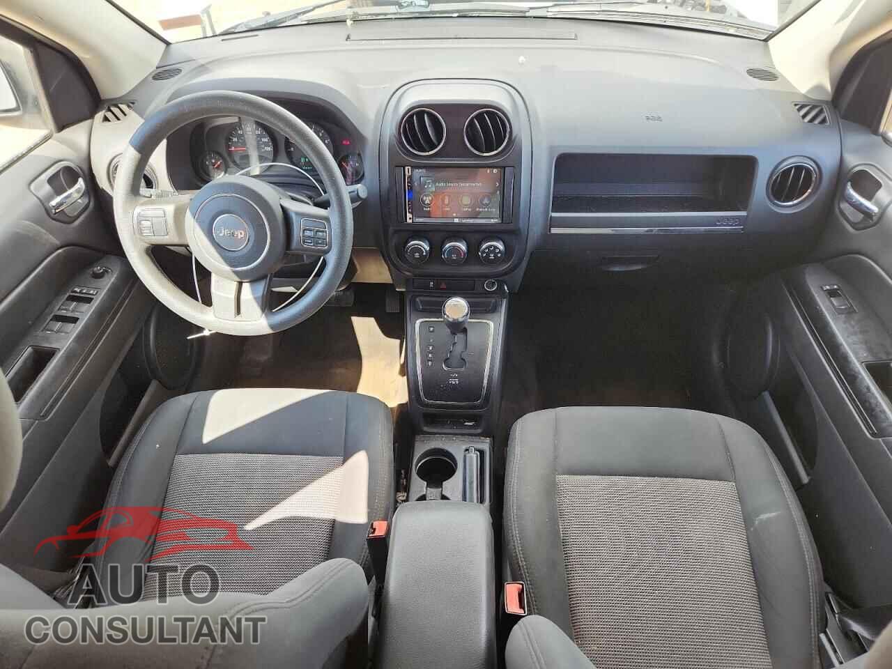 JEEP COMPASS 2013 - 1C4NJCBA1DD244331