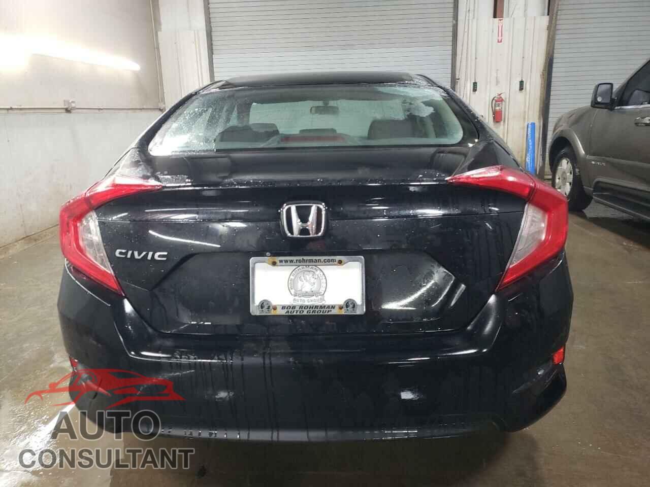 HONDA CIVIC 2017 - 19XFC2F56HE040585