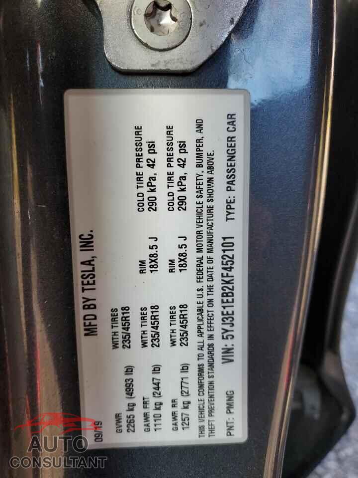 TESLA MODEL 3 2019 - 5YJ3E1EB2KF452101