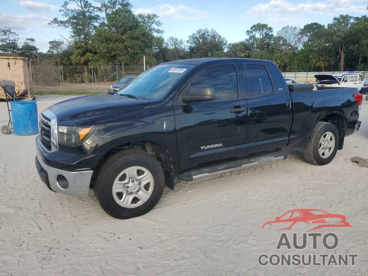 TOYOTA TUNDRA 2011 - 5TFRM5F1XBX030285