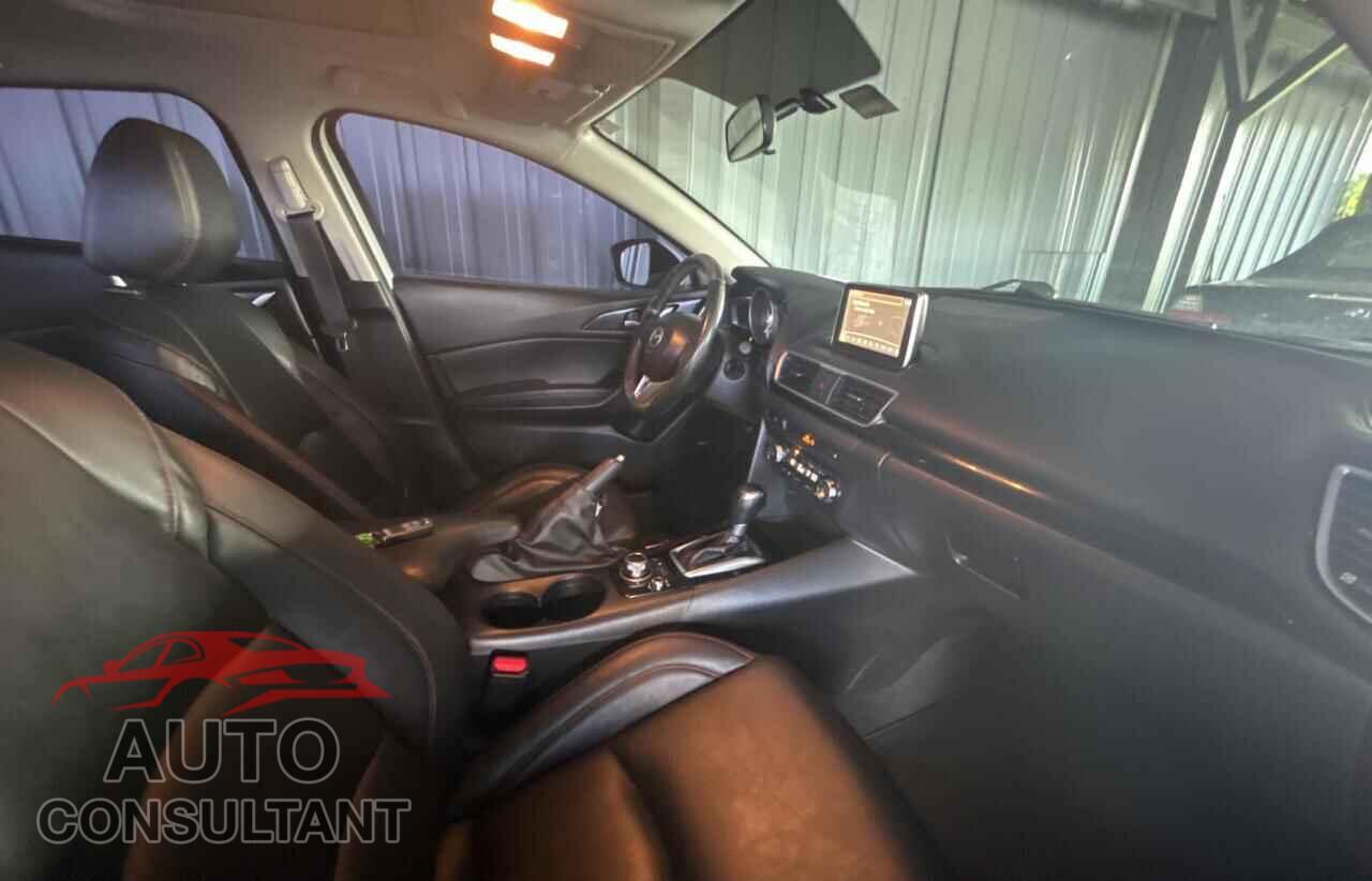 MAZDA 3 2014 - JM1BM1M79E1205456