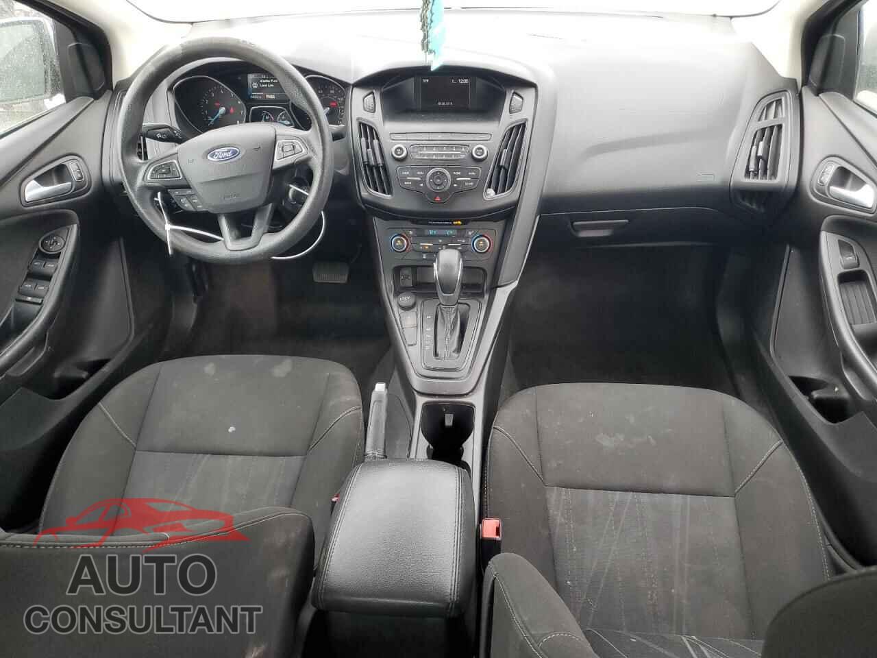FORD FOCUS 2018 - 1FADP3FE5JL278237
