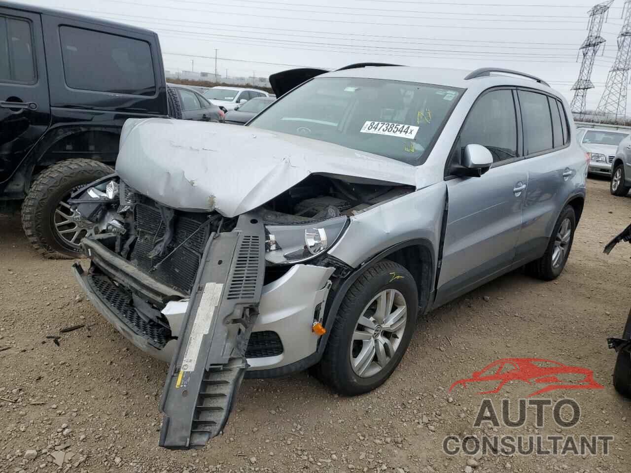 VOLKSWAGEN TIGUAN 2015 - WVGBV7AXXFW569163